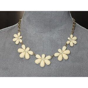 Vintage Statement Necklace Faceted Flower Petals Costume Jewelry Goldtone 18-20"